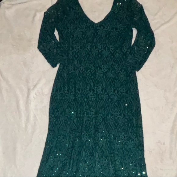 worn ONCE! BLU SAGE emerald green sequins floor length formal/ ball GOWN size 12 - Picture 2 of 6